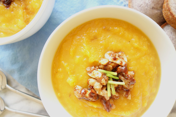 Butternut-Squash-Soup-with-Walnuts